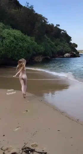 Forgot my swimmers, but still wanted to take a dip! [F]