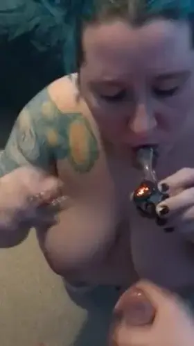 Cum smoke with me [OC]