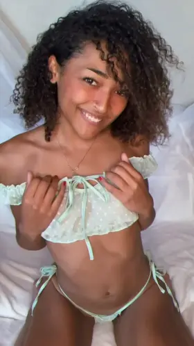 Looking for a cute, kinky, and interactive girlfriend? 🥰 I offer custom content + FREE sexting + FREE dick rates ✨ Watch me get fucked, give head, and play with myself 😈 10% OFF NOW! ✨