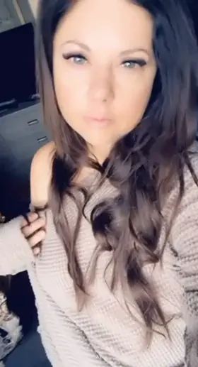 37 year old milf... wanna creampie me?