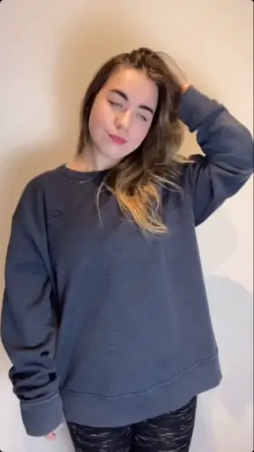 [oc] [reveal] ta-da ;) can i make your clothes disappear too?