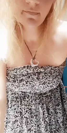 Natural sunlight just hits different.