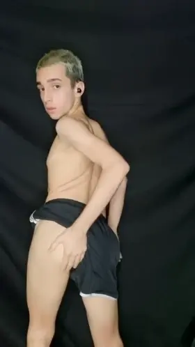 fuck this bussy or nah? [18]