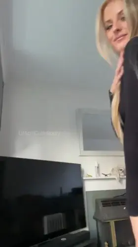 Is pink my colour? :) [f]