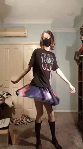 I love skirts. especially upskirts