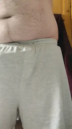 I like the attention I get on here. So here's my cock lol