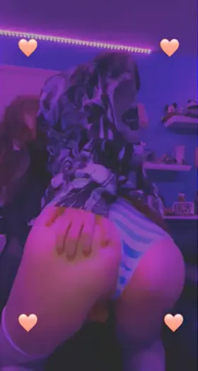 Come play with my ass please