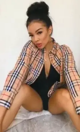 You like Latina Girls? 💝 If Yes Subscribe to My FREE ONLYFANS Page ✨ Custom Pics and Videos ✨ 1 on 1 Messaging & Masturbation 💦 Link in Comments 💚