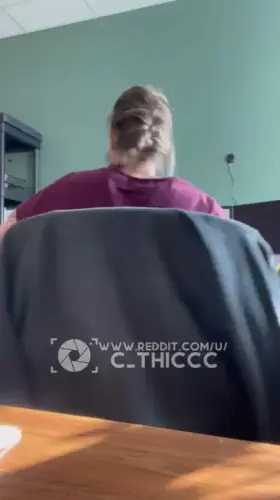 Work titties 👀[OC]