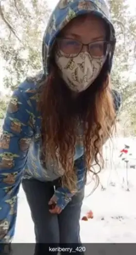 Snow baby Yoda (f) 39