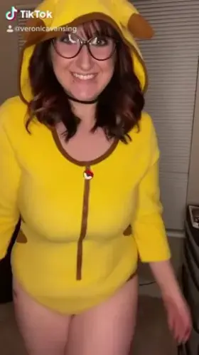 I love this thing so much. But like, it is so hot 😅 it’s gotta come off. Sorry, not sorry?