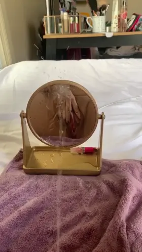 i love squirting into my mirror so i can see how much i cum💦💦💦