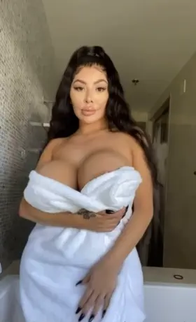 She seems like so much fun