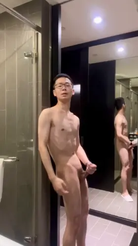 Gotta love a hotel room with lots of mirrors