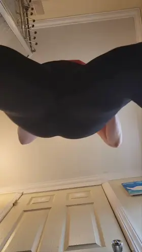 Anyone have a subreddit for when the pussy opens up like it does in this video?