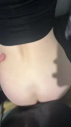 Asking for a creampie for dessert in the restaurant bathroom