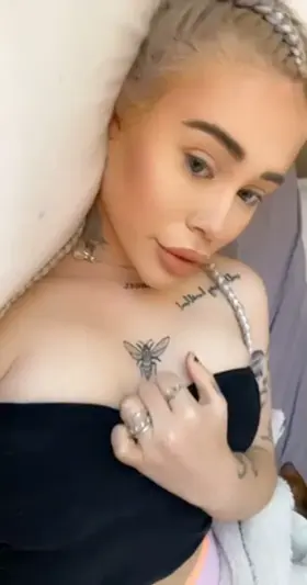 wanna have fun at my bed