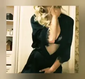 I confess, I'm a very bad girl because I make your dicks go up, sorry)