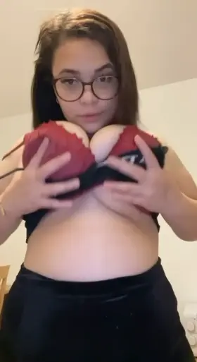 Say HEY if you’d fuck me