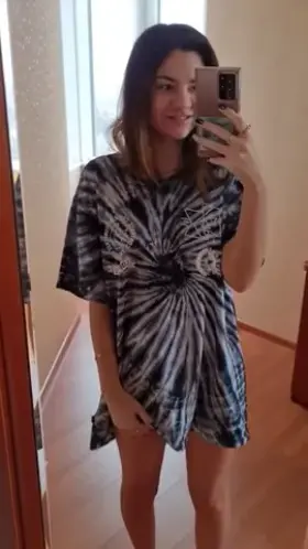 I'm that quiet shy girl on college but a total slut in bed