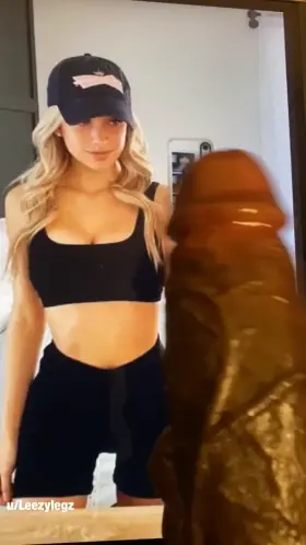 Stroking my Cock to a Hot tight Blonde 😍