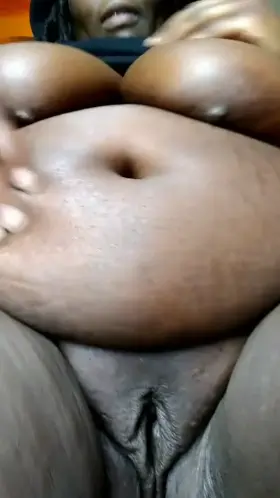 Just your average run of the mill pussy spread GIF, nbd ;)