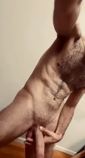 Throat daddy’s thick morning wood 😈