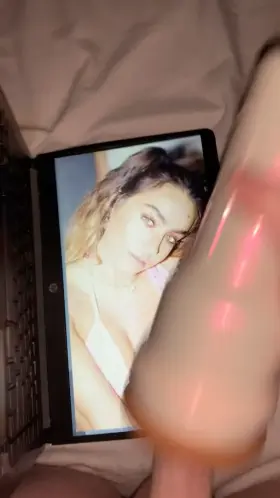 Sommer Ray the perfect girl to goon for