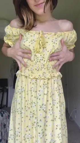 I’m not hiding much under this dress but I wanna show off anyways🥰