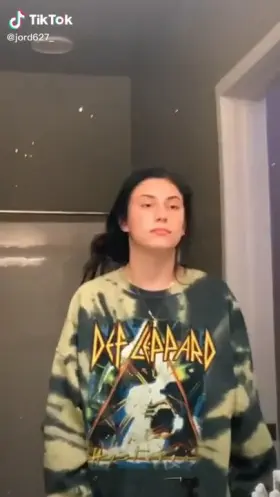 My favorite body to be in is definitely of my friend's sister Jordan. I often spend days as her, and she's fully oblivious. The only downside was taking ages to prepare, so I came up with a solution. I give her back control for a few minutes, and she does it for me. Just see the results yourself!