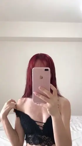 Alone and horny! 😈