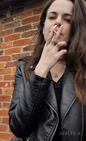 happy valentine's 🖤 ...or as i like to call it, another monday