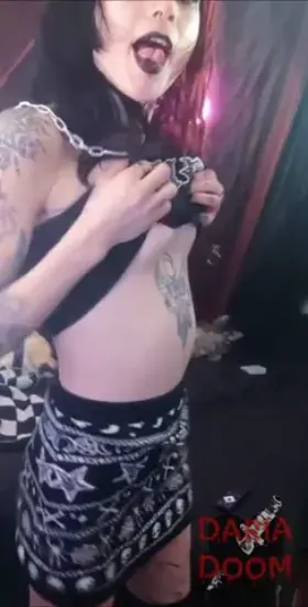 horny af, I need a 2am booty call !