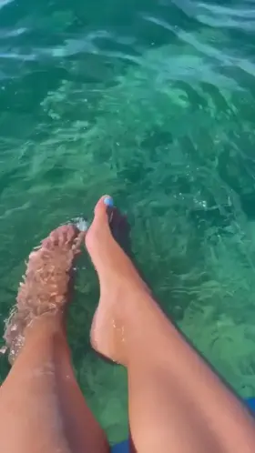 Kiss my lovely feet