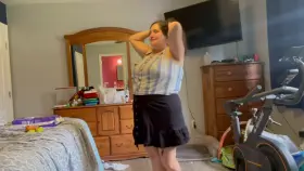 Mom of 3 about to do a strip tease 😈