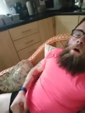 Getting all worked up before my workout. Hope you all don't mind seeing my face as I cum. It felt so good