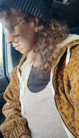 im so turned on by the thrill of getting caught 🤤