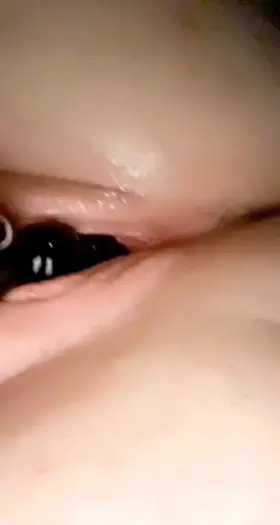 Fuck this toy keeps my pussy dripping