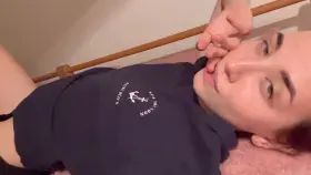 I'm just a lonely ukrainian girl lying in bed..