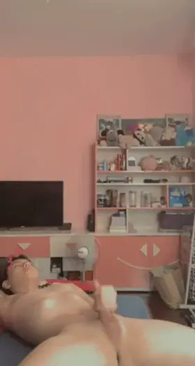 who wanna help me 🤤🤤🤤