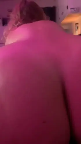 Upvote if you want more videos of us fucking 🍑 🍆