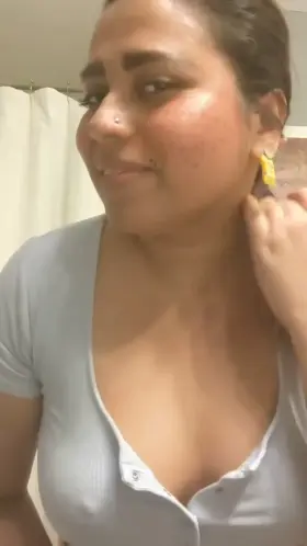 Stop jerking off to porn stars who don't even know you and make me your personal cumslut instead 💦😇