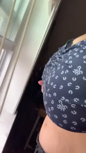 Hehe I’m so bad I just flashed my neighbors my huge tits while hubby’s at work🙈🙈🙈