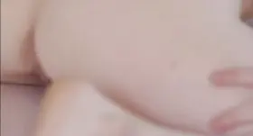 Mijal Katzowicz squirting in 