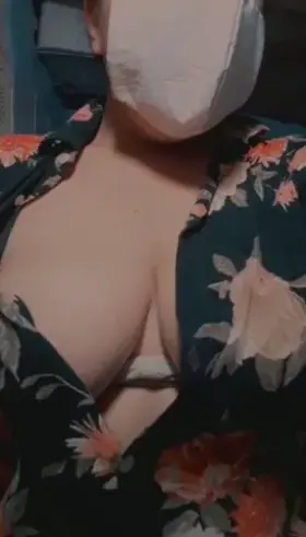 Want to cum right here?😏