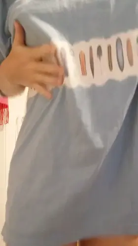 Hey sweet peas 🥰 Onlyfans - Luna Rae🌹 ONLY $5 SUB! 🍒 college student 🍒 Beautiful, hot content 🍒 i always reply to messages 🍒 loves sexting 🍒 ratings and personal requests 🍒 lewd and nude content 🍒 custom videos 🍒 and more...link in bio!