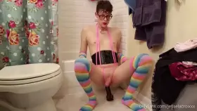 I like makeup and getting fucked in the ass