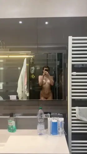 Would you masturbate on my nudes?