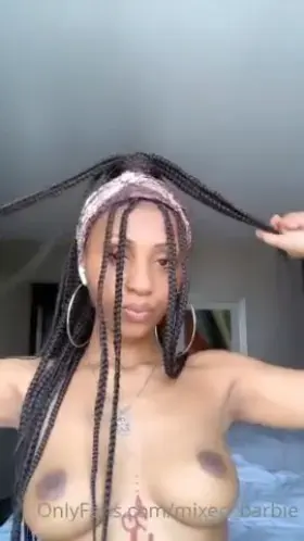 Check link in comments for her content👇🏽🔥