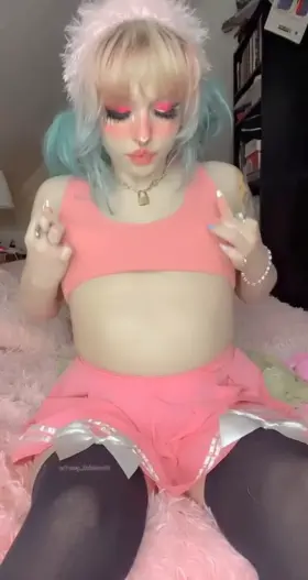 Goth girls can wear pink too